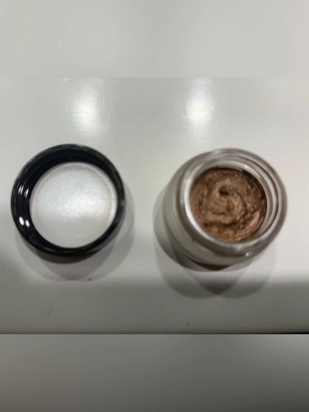 Charlotte Tilbury Eyes to Mesmerize Metallic  Cream Eyeshadow Bette (Amber Gold)